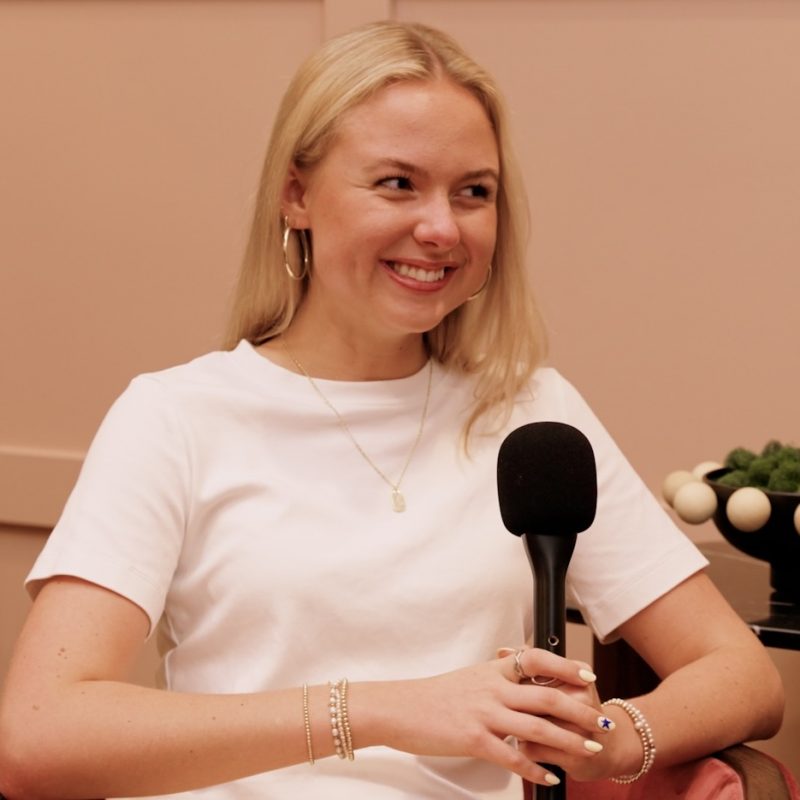 UMich senior, Erika sits down with Laura to share her housing experience as a transfer student and finding her community in college.